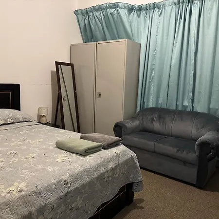 Double Room With Shared Bathroom - No Parking Space Abu Dhabi Exterior photo